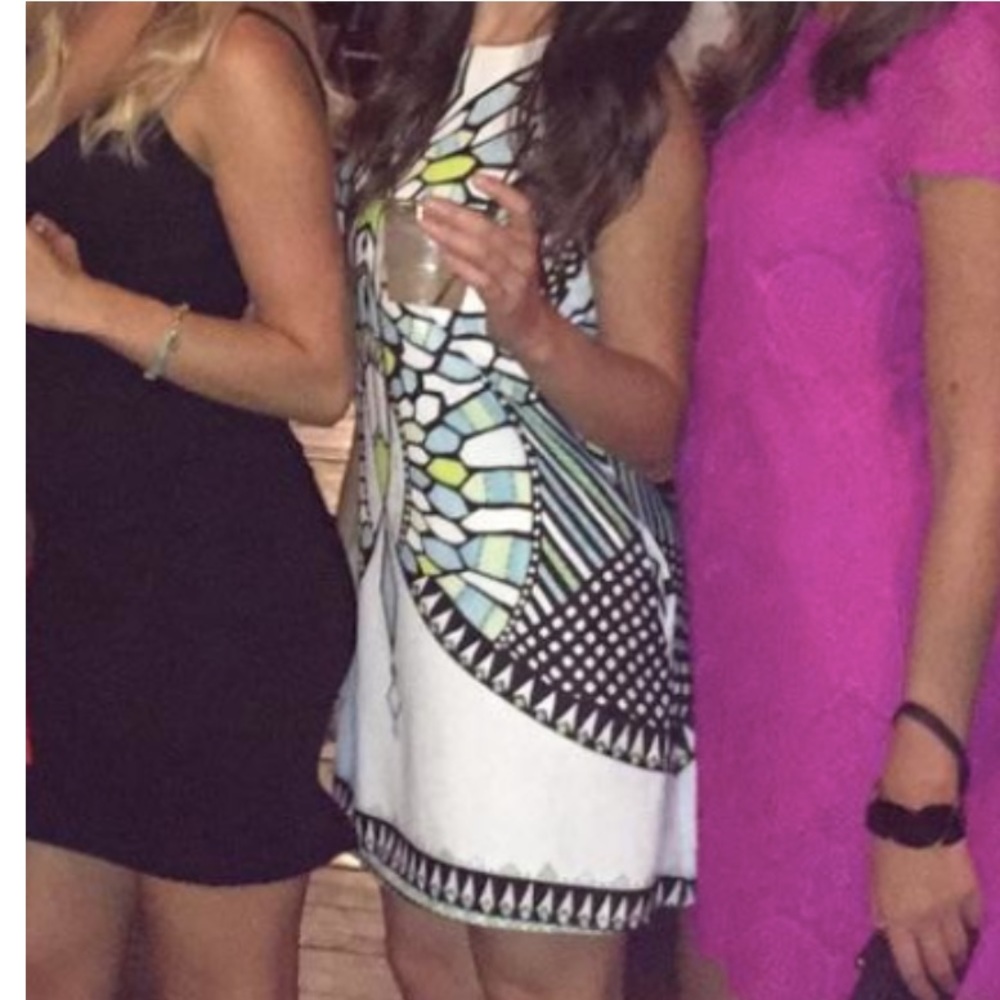 Lulu’s Patterned Dress - Picture 5 of 7